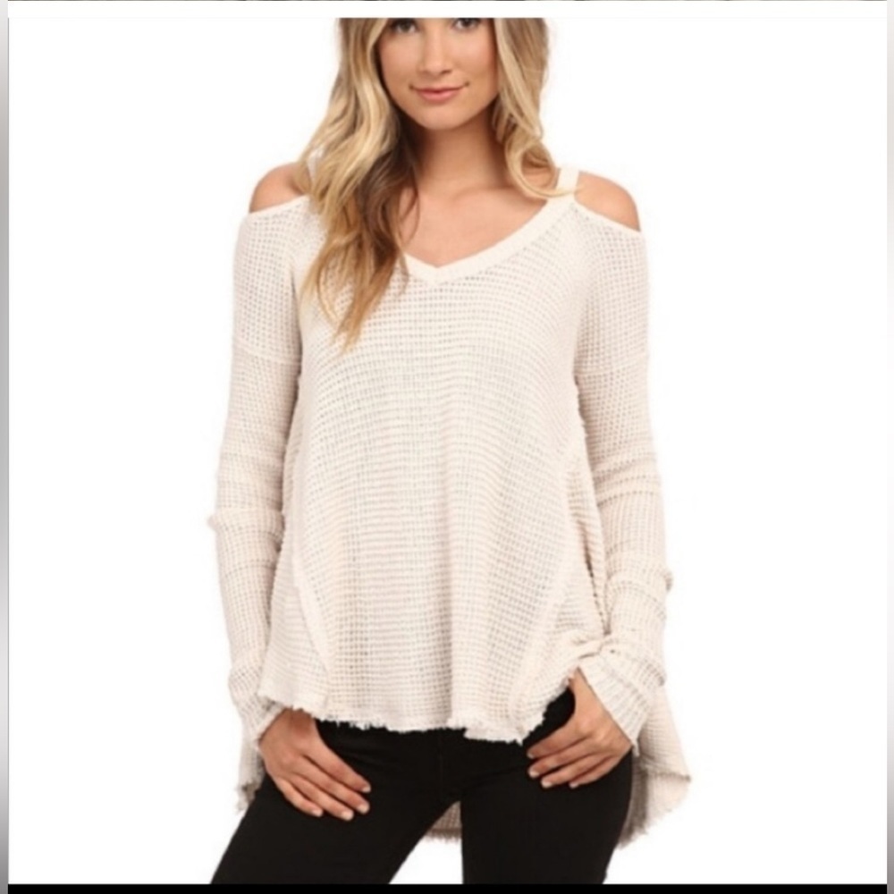 Free people, cold shoulder, bohemian beige Size M tunic sweater top